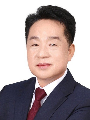 이관우